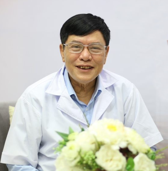 Bác sĩ Trần Quang Đạt